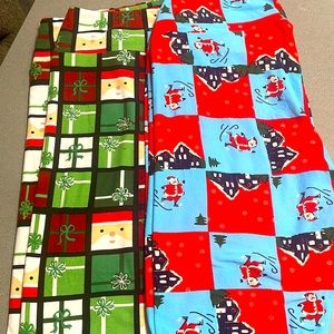 2 leggings and slight size difference but fun for Christmas